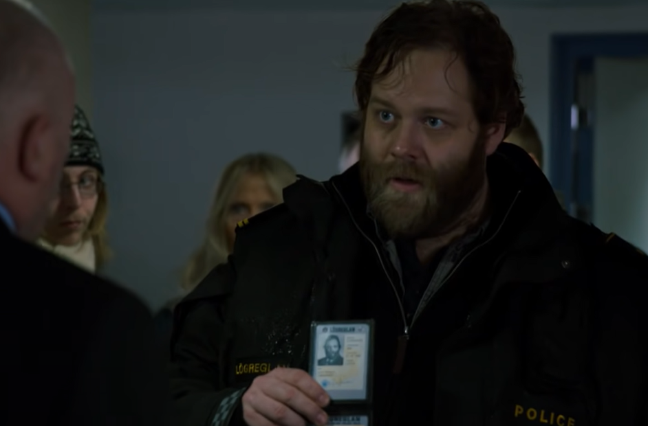 A screenshot of the TV series Trapped