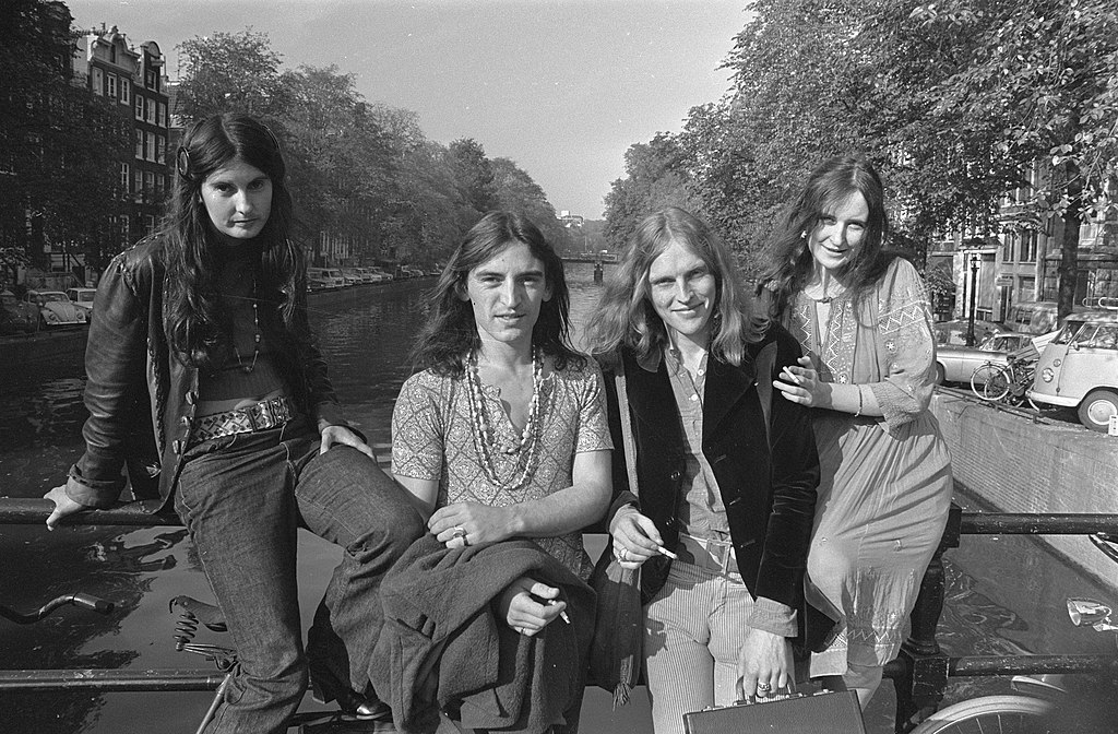 English pop group Incredible Stringband in Amsterdam