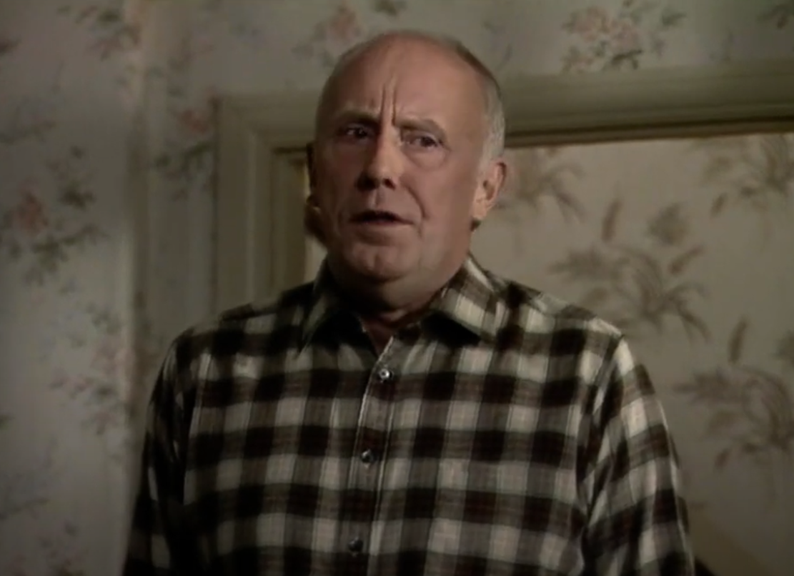 Screenshot from tv series - One Foot In The Grave (1990-2000)