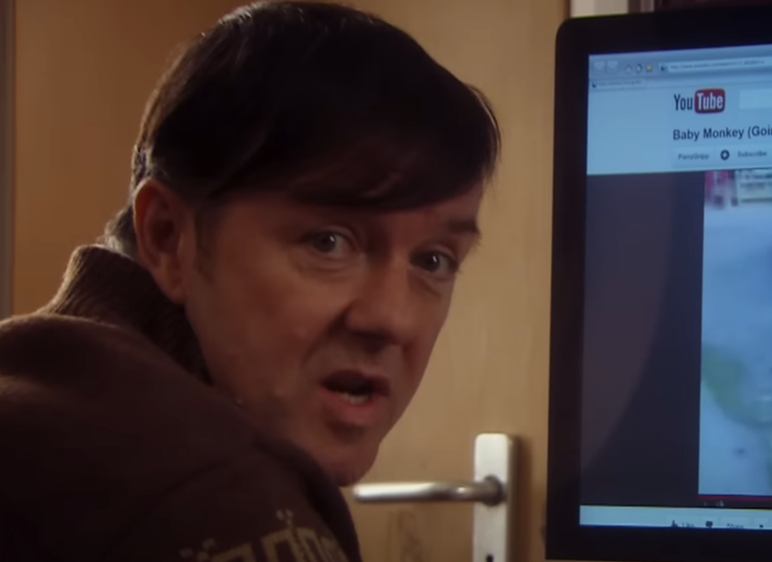 Screenshot of Ricky Gervais from tv series - Derek (2012-14)