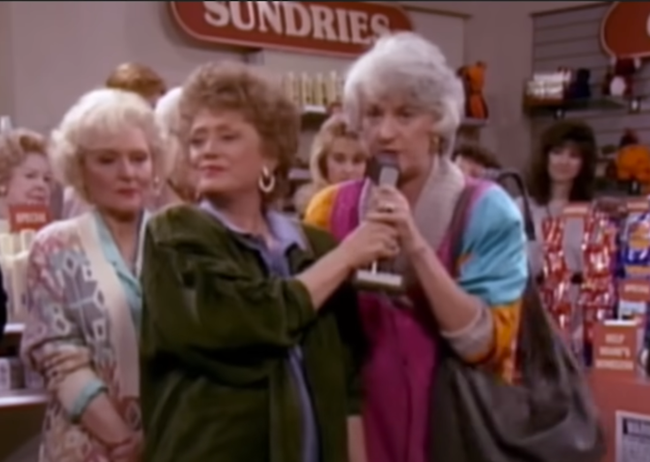 Screenshot from tv series - The Golden Girls (1985-1992)