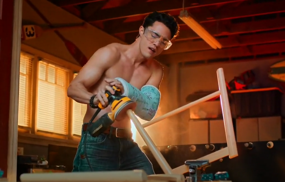 Screenshot from the TV series Never Have I Ever (2020-2023)