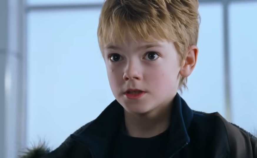 Screenshot from the movie Love Actually (2003)