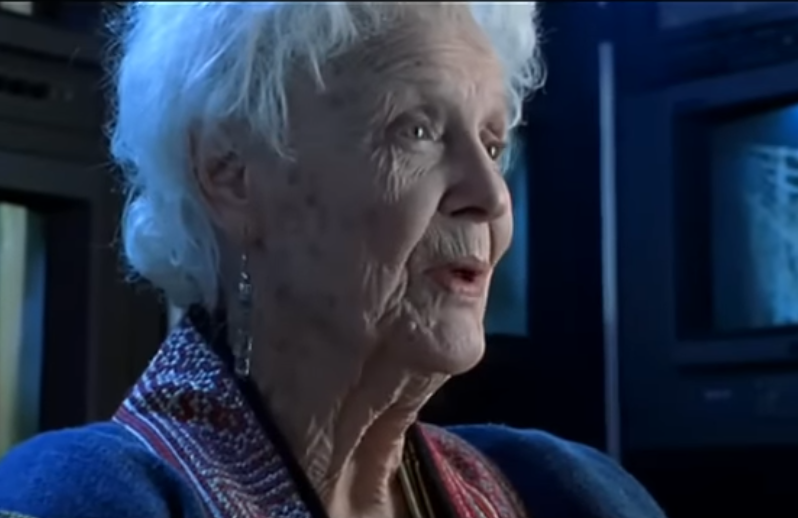 Screenshot from the movie Titanic (1997)