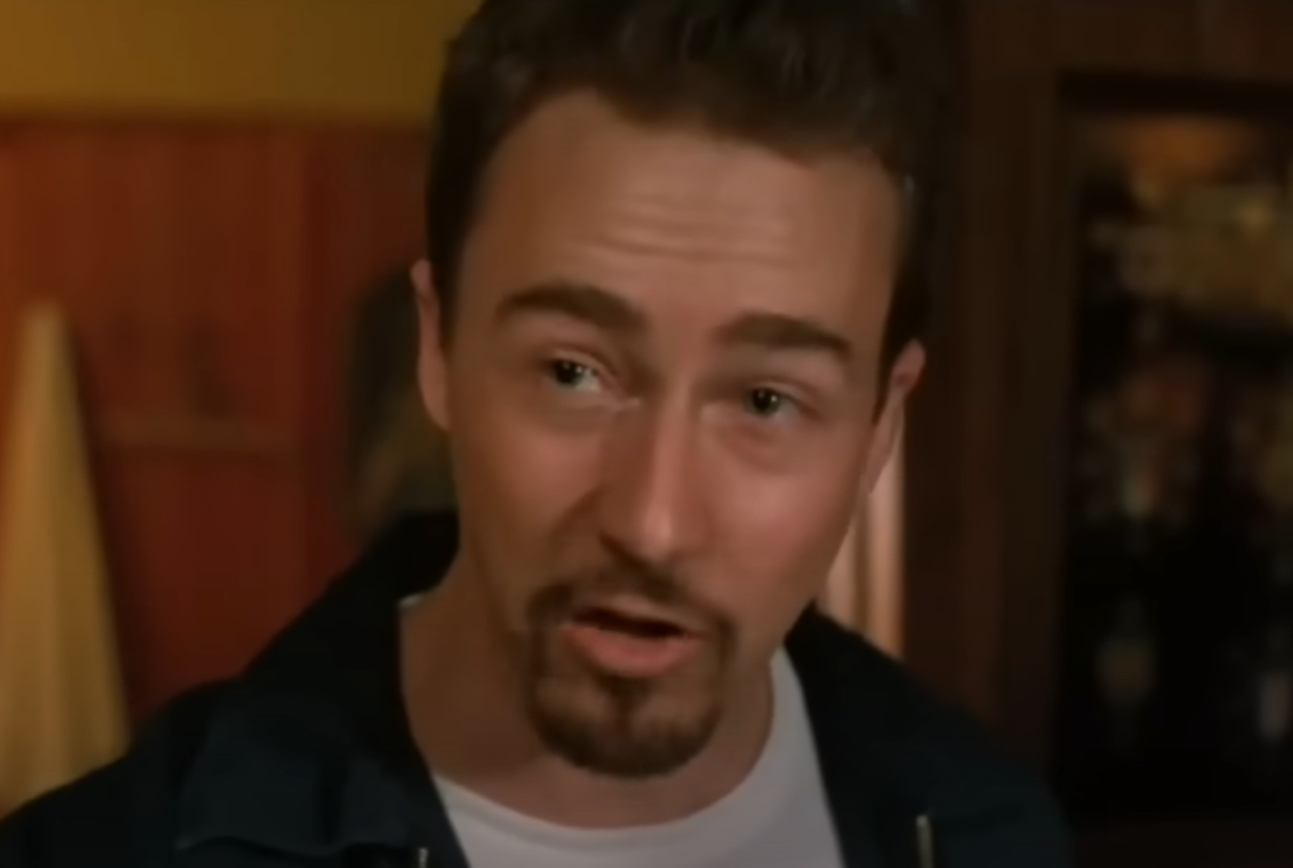 Screenshot of Edward Norton in American History X (1998)
