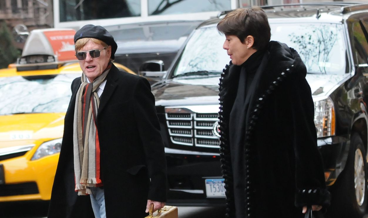 107523899-Candids: December 10, 2010