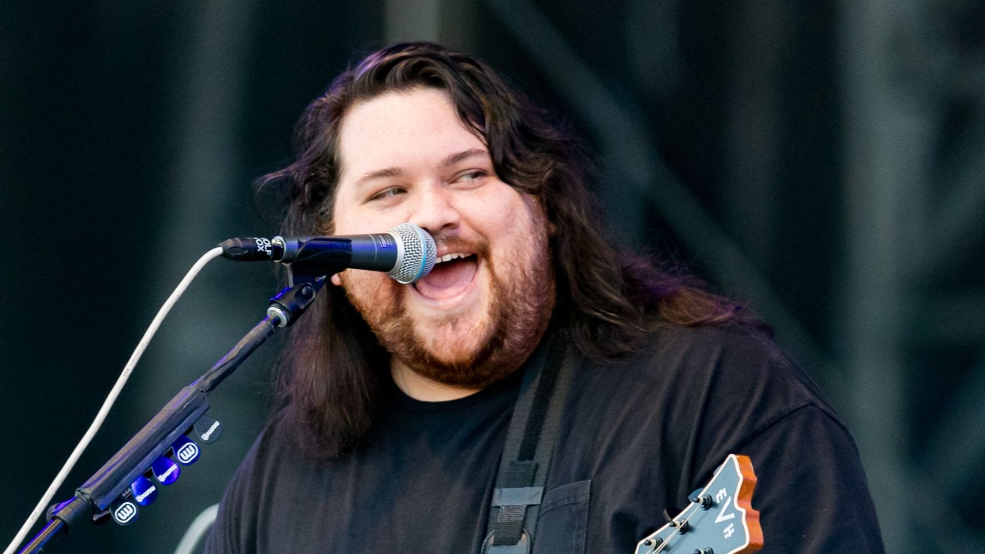 File:Mammoth WVH - 2023174172633 2023-06-23 Alpen Flair - Sven - 1D X MK II - 0371 - B70I6742 (Cropped).jpg