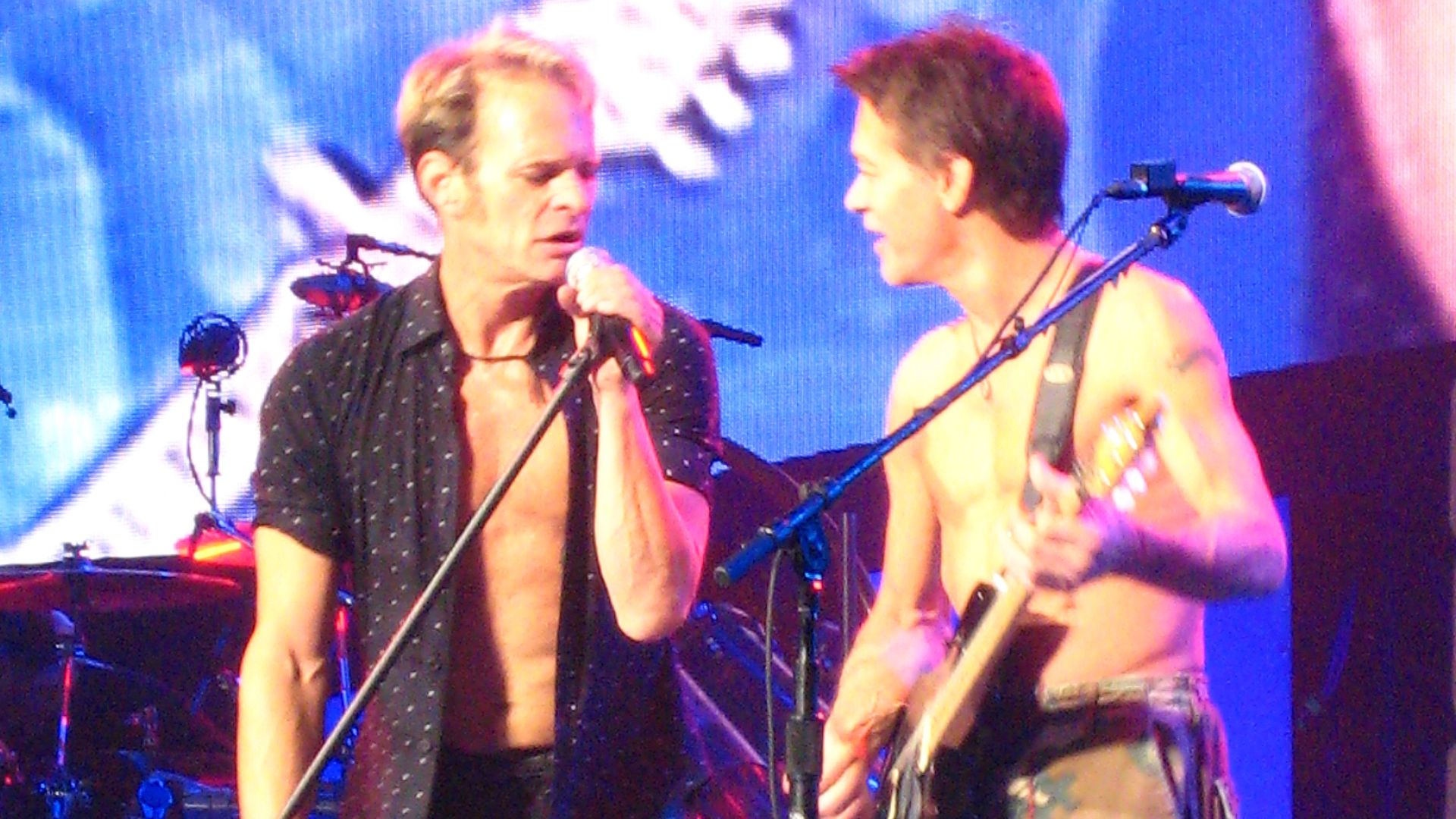 File:David Lee Roth and Eddie Van Halen 2007-11-10.jpg