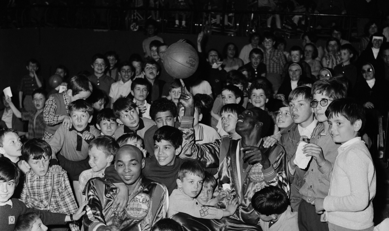 Basketball - Freddie Neal and Meadowlark Lemon