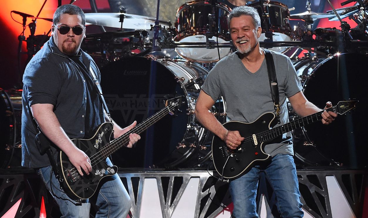 473948980-2015 Billboard Music Awards