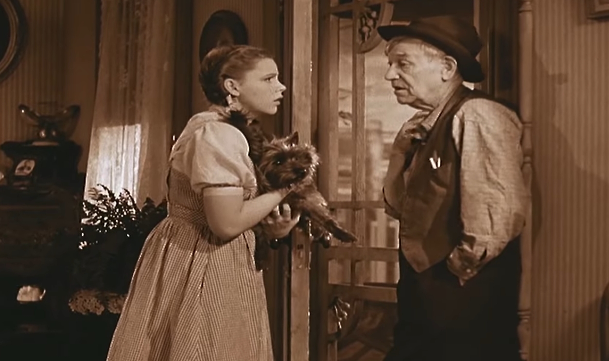 Screenshot from The Wizard of Oz (1939)