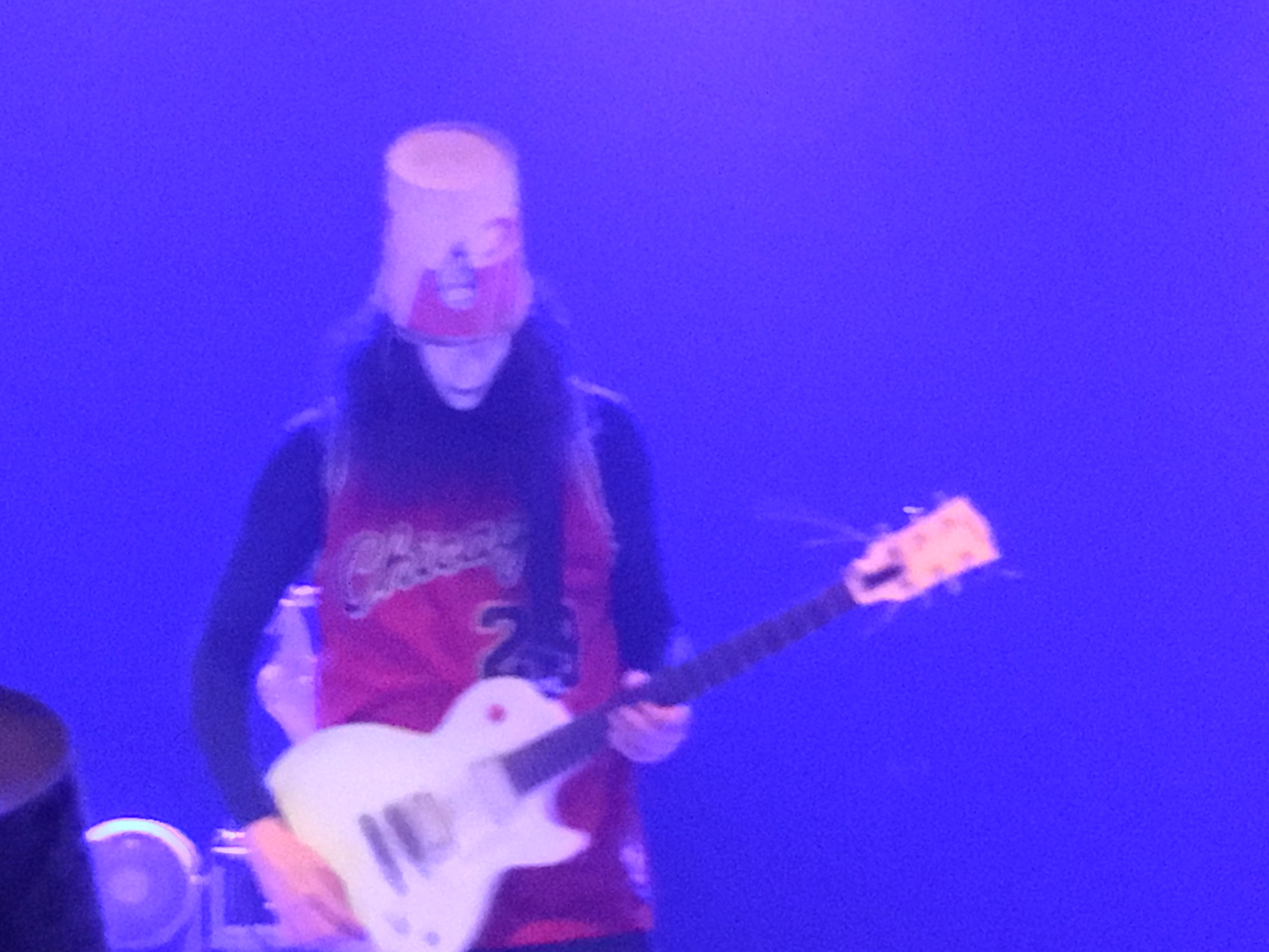 File:Bux live 2018.jpg