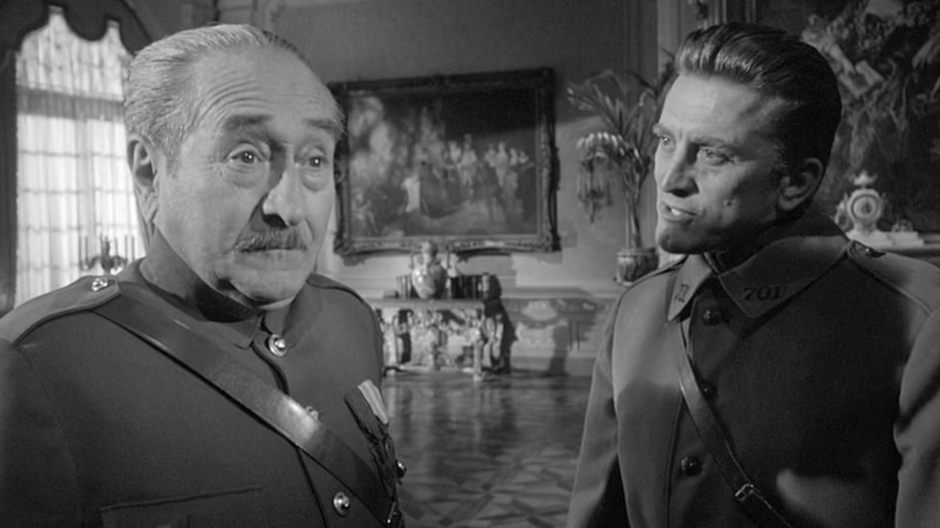 File:Paths of Glory trailer 2.jpg