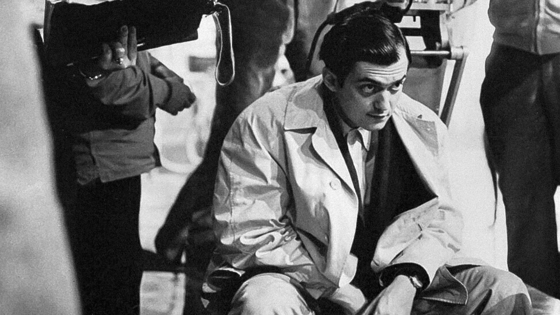 File:Kubrick on the set of Paths of Glory (1957 publicity photo).jpg