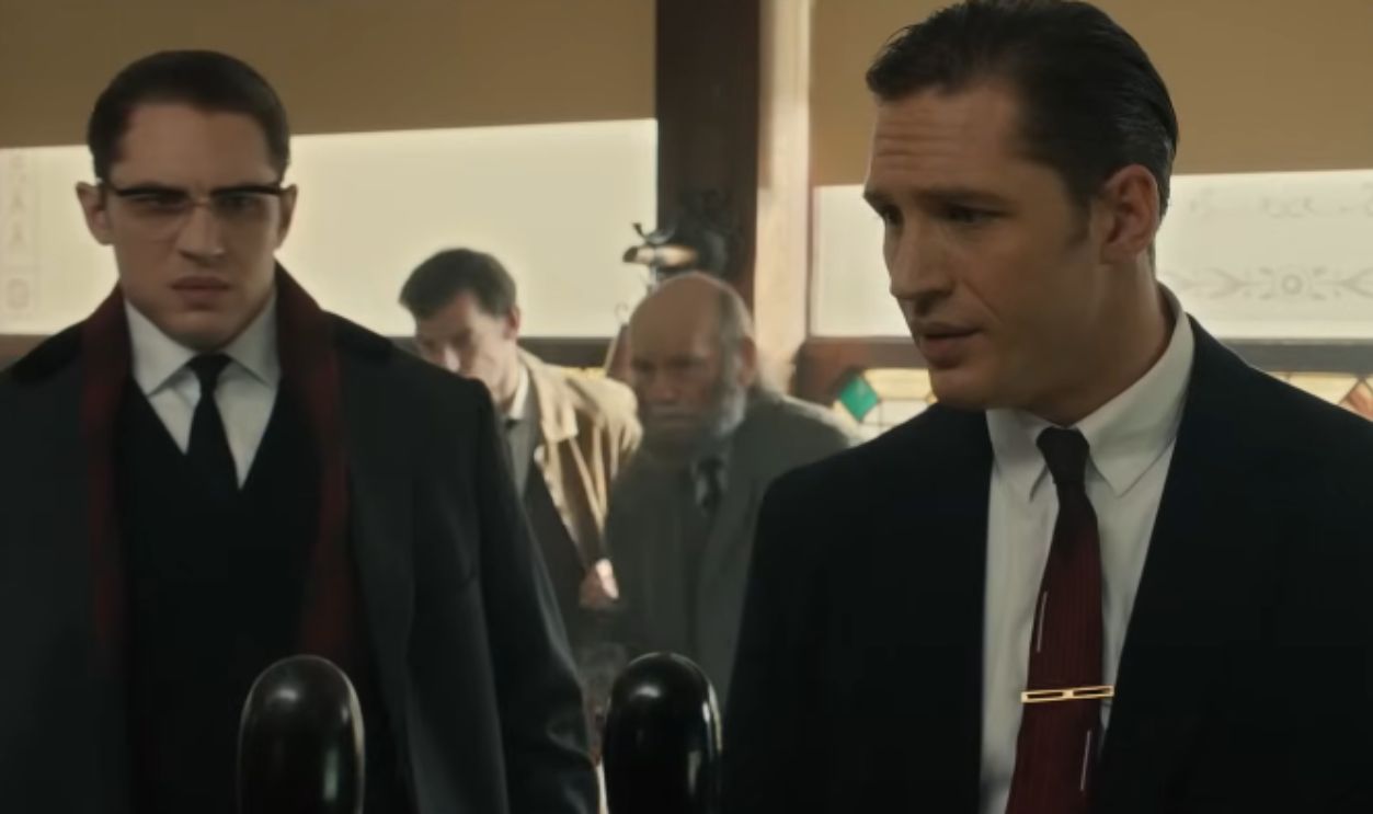  Screenshot from Legend (2015)