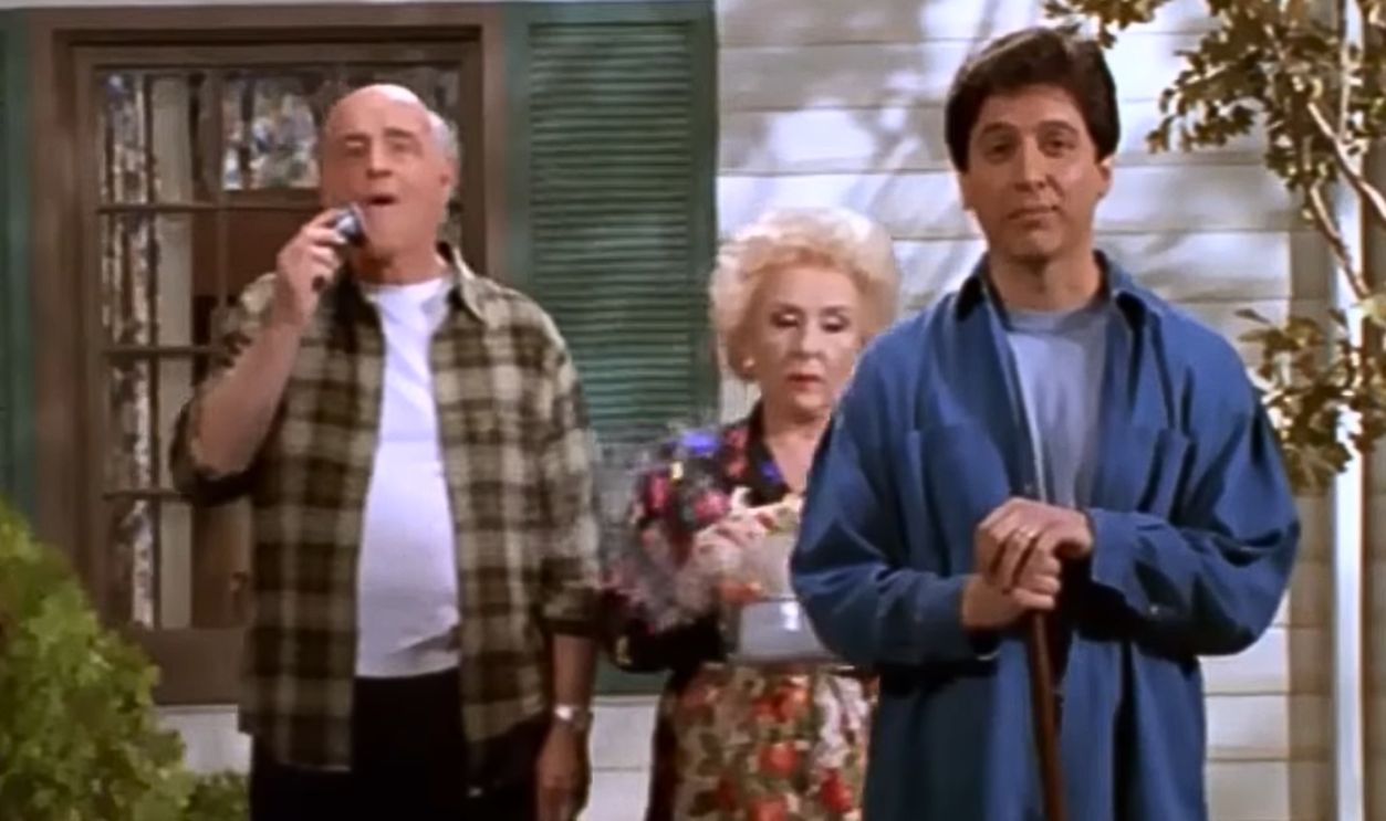 Screenshot from Everybody Loves Raymond (1996–2005)
