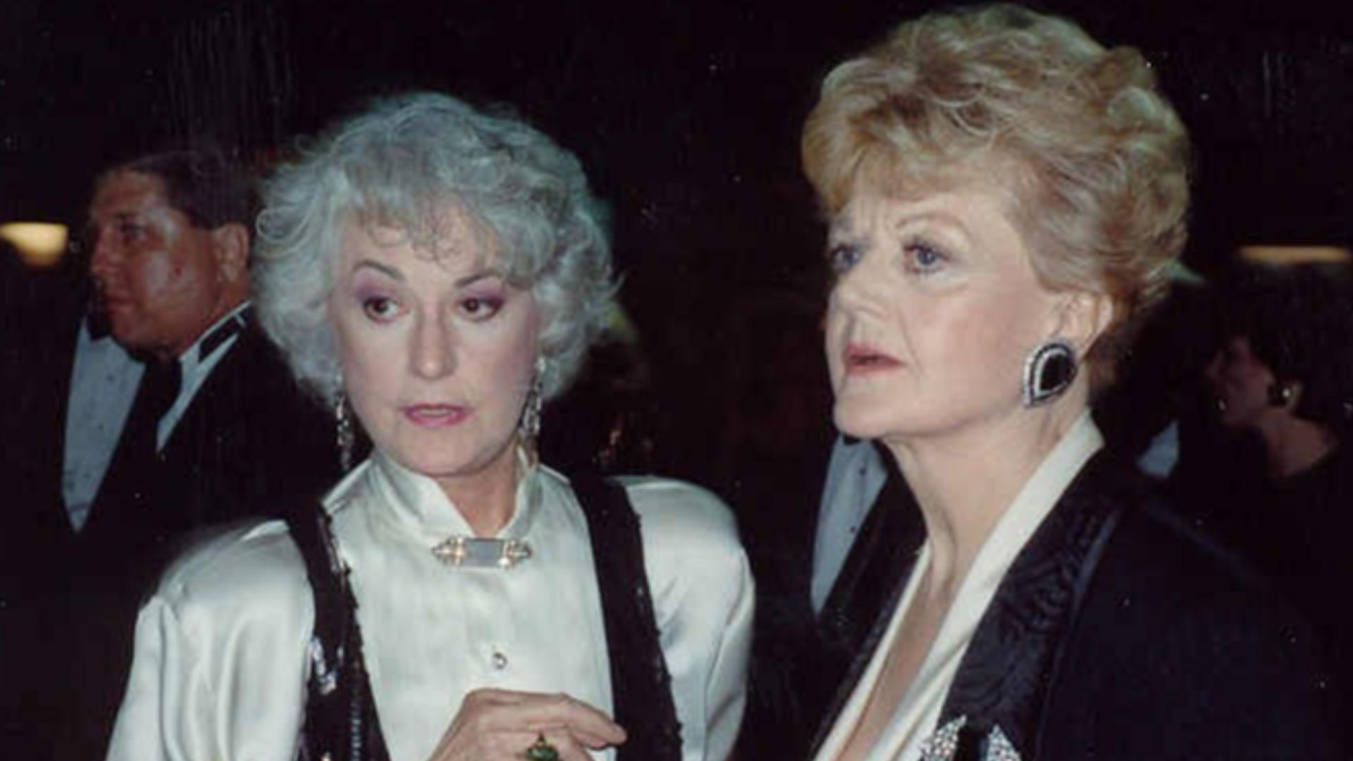 File:Bea Arthur & Angela Lansbury (211193459).jpg