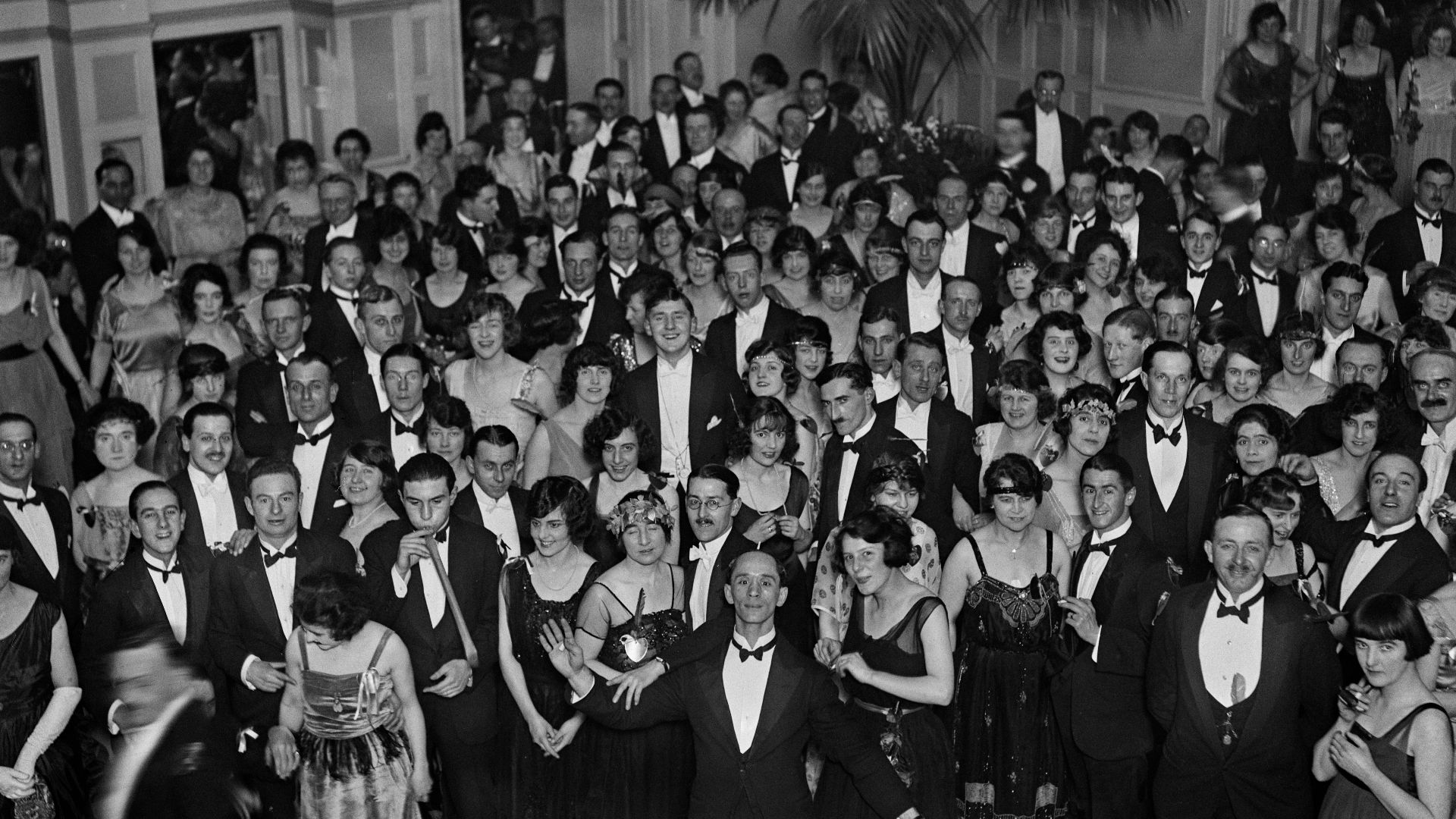 File:1920s Dancers Royal Palace Hotel - The Shining.jpg