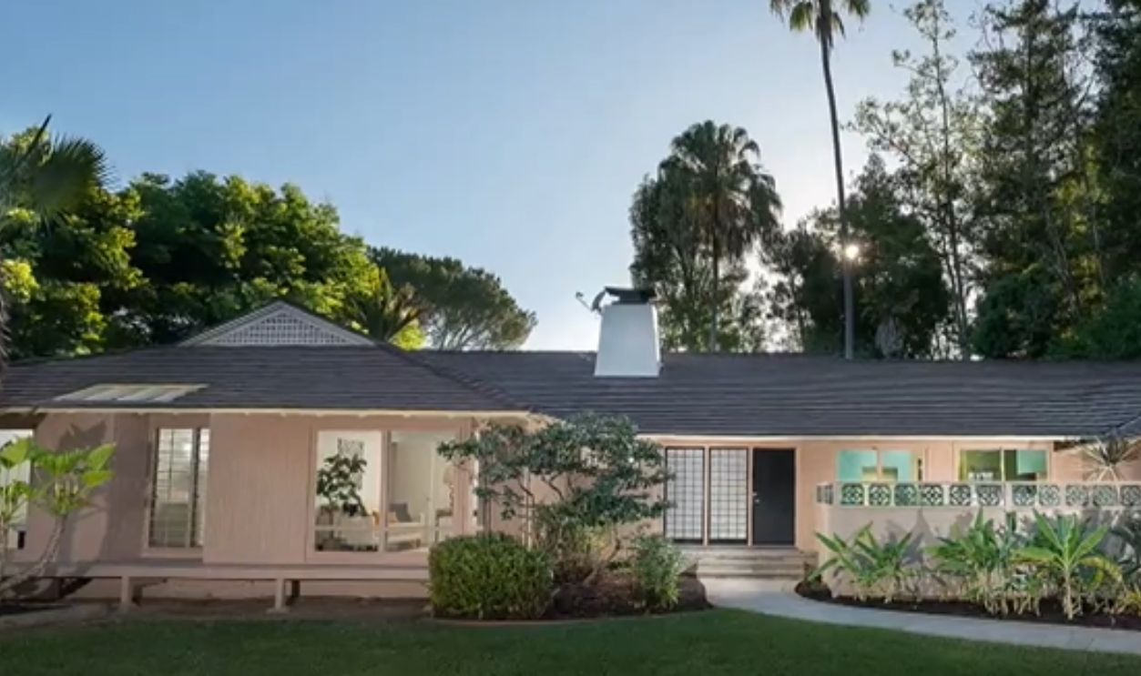 A Real House Was Used For Exteriors