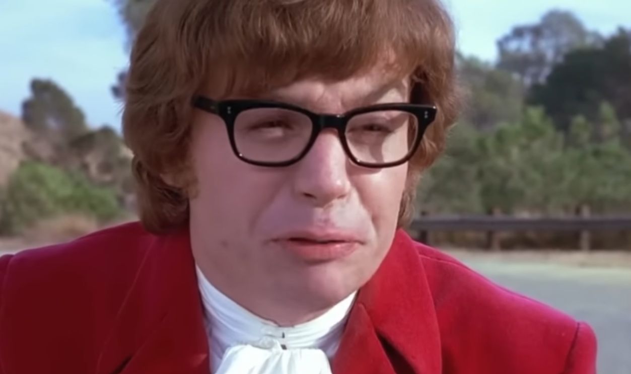 Screenshot from Austin Powers: The Spy Who Shagged Me (1999)