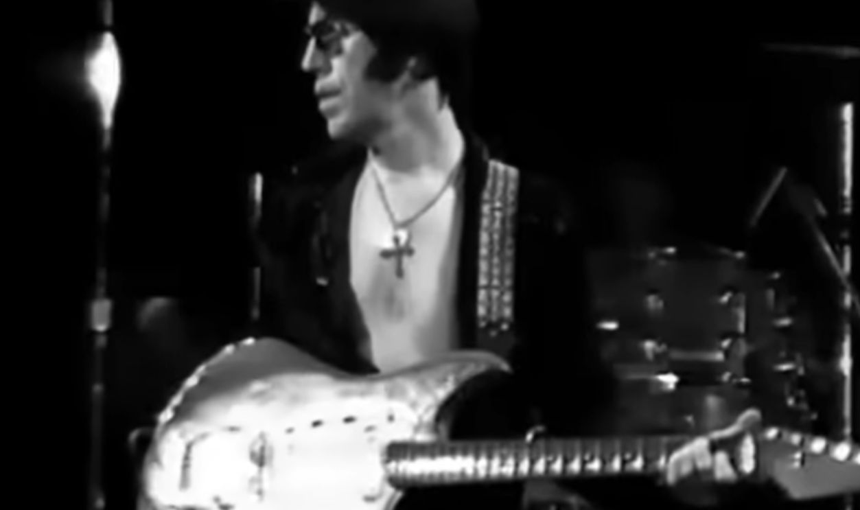 "Rumble" (Link Wray)