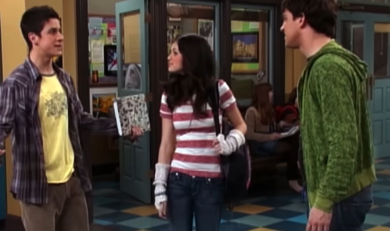 Screenshot from Wizards of Waverly Place (2007–2012)