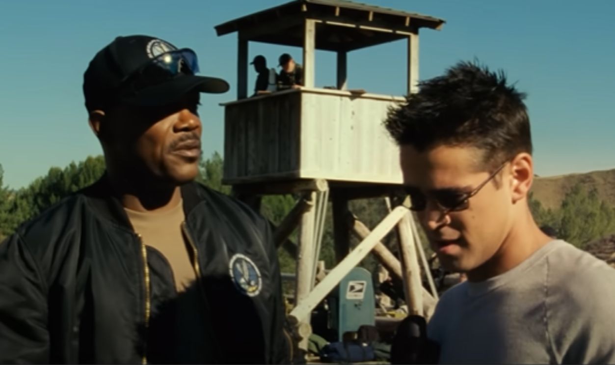 Screenshot from S.W.A.T. (2003)