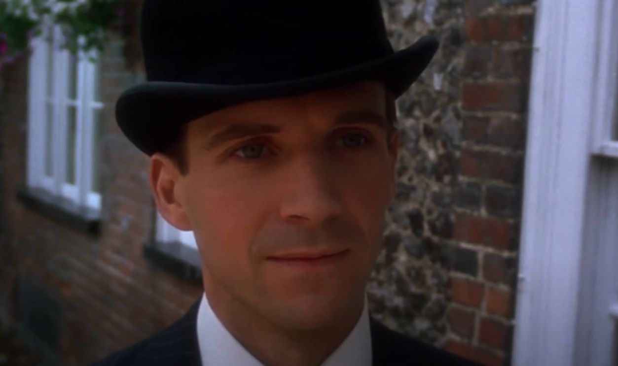 Screenshot from The Avengers (1998)