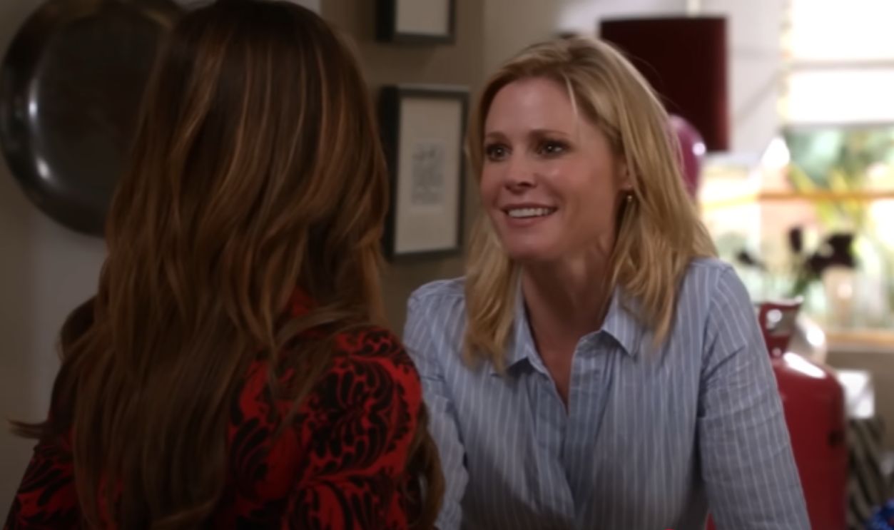 Screenshot from Modern Family (2009-2020)