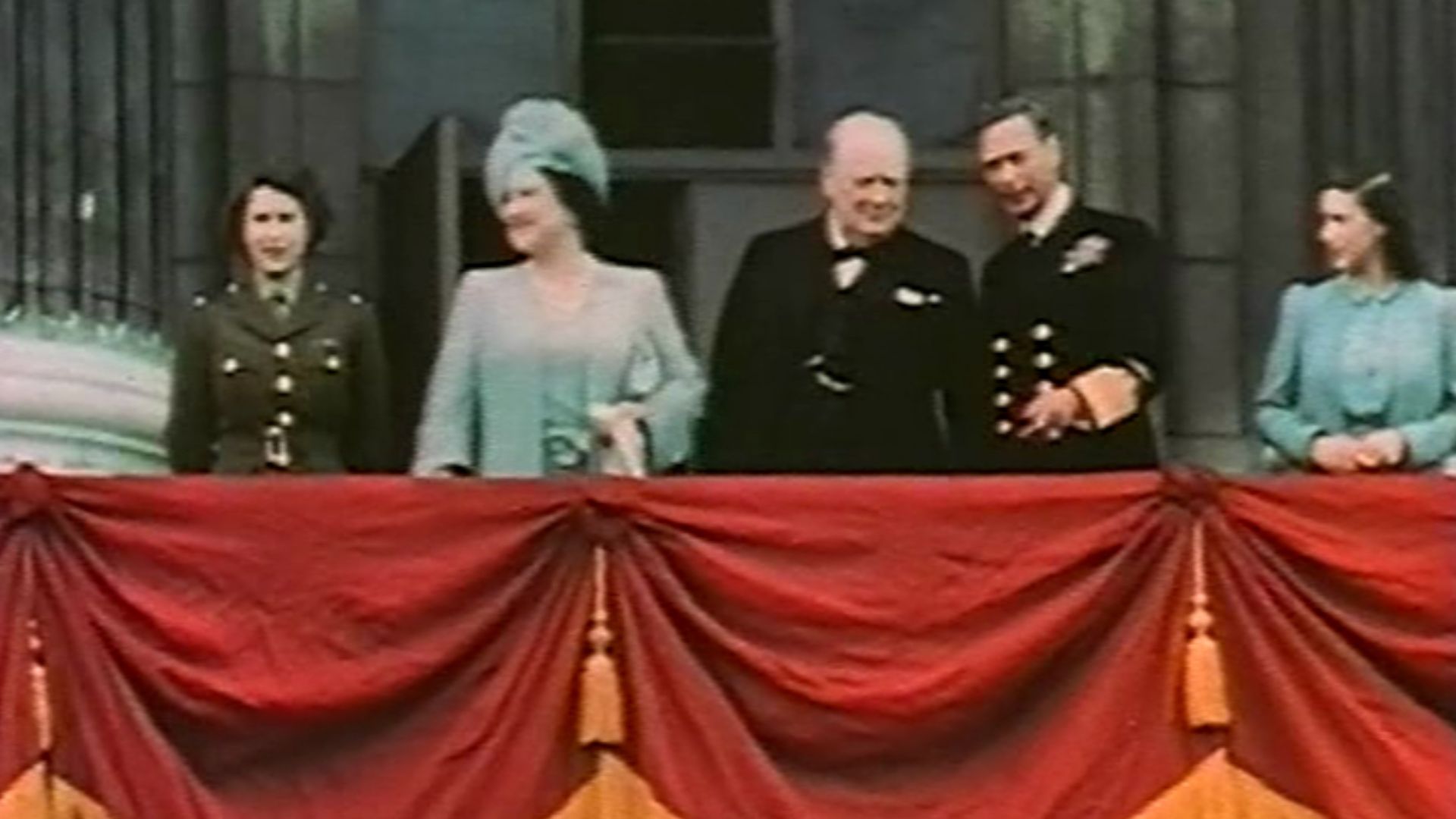 File:Special Film Project 186 - Buckingham Palace 2.jpg