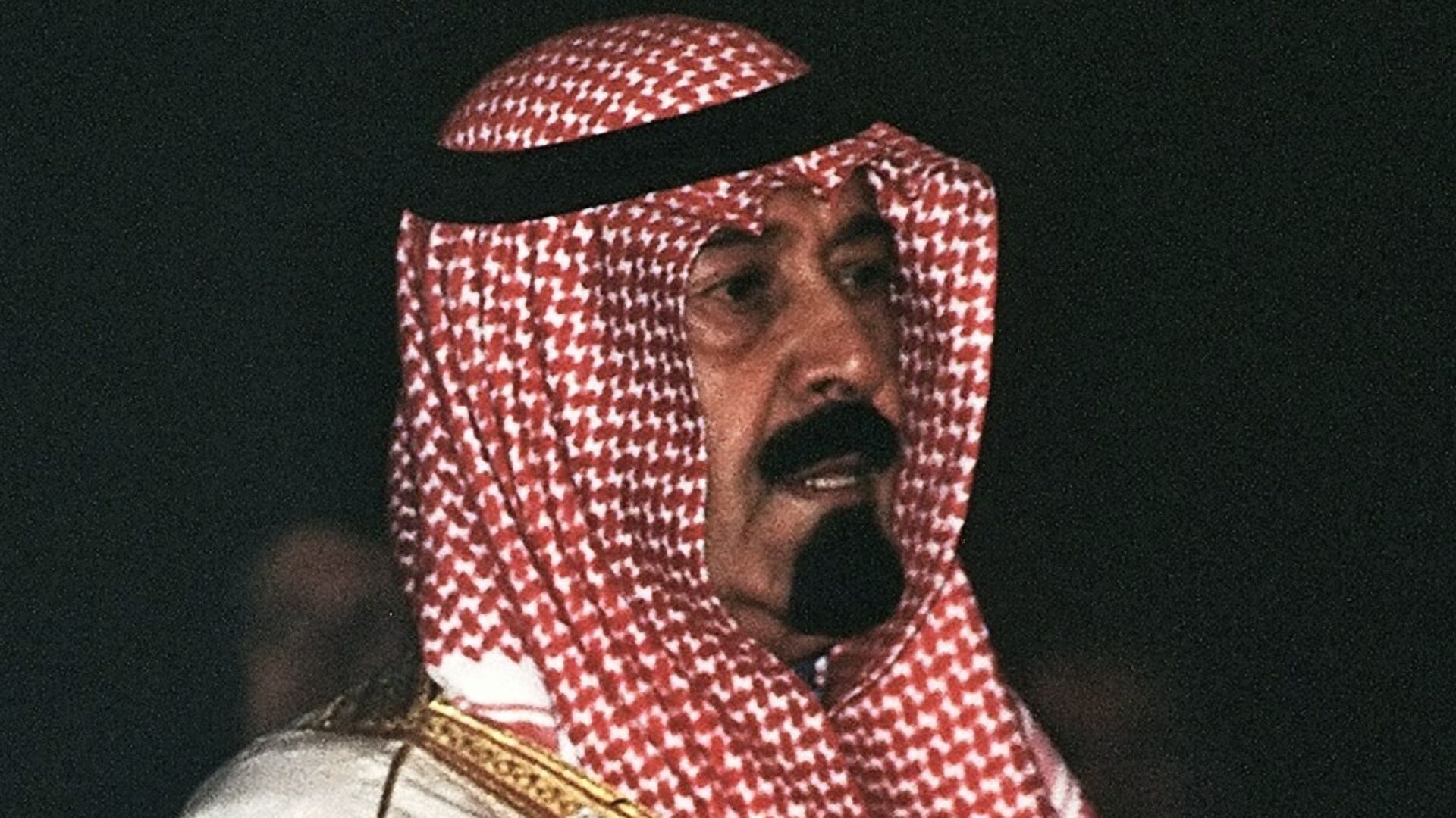 File:Abdullah desert storm (cropped).jpg