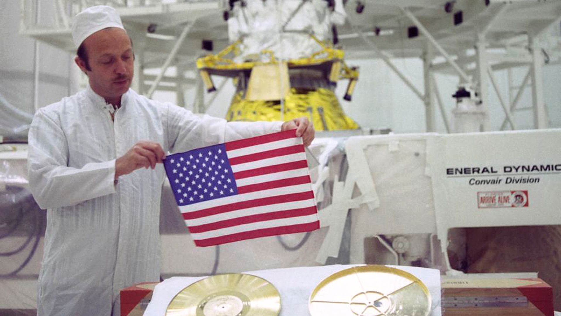 File:PIA17035 Mementos of Earth.jpg