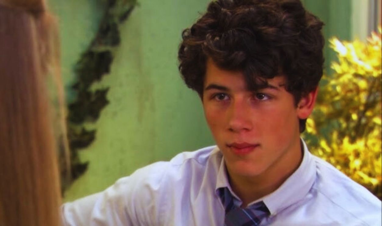 Screenshot from Jonas (2009–2010)