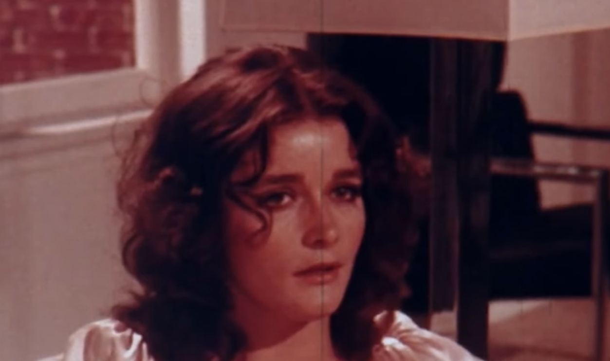 Screenshot from Sisters (1972)