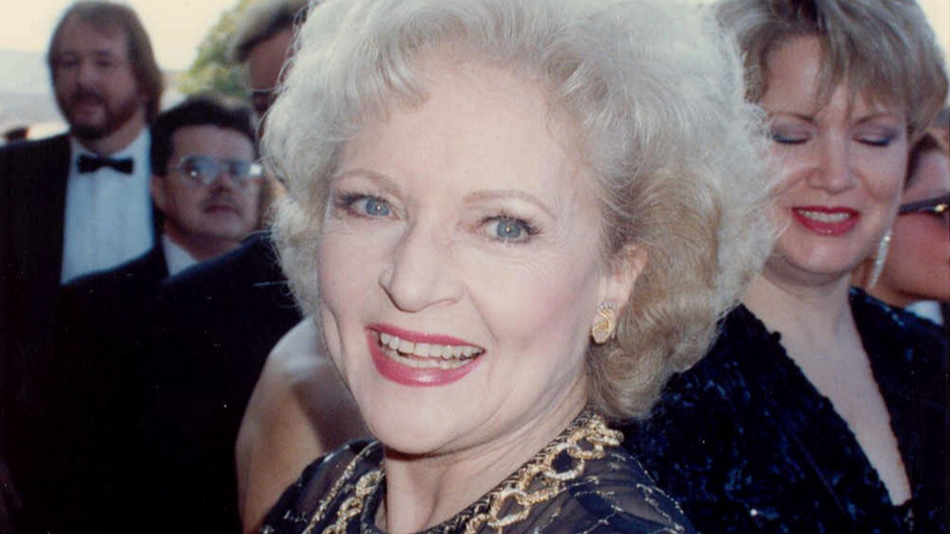 File:Betty White (1989).jpg