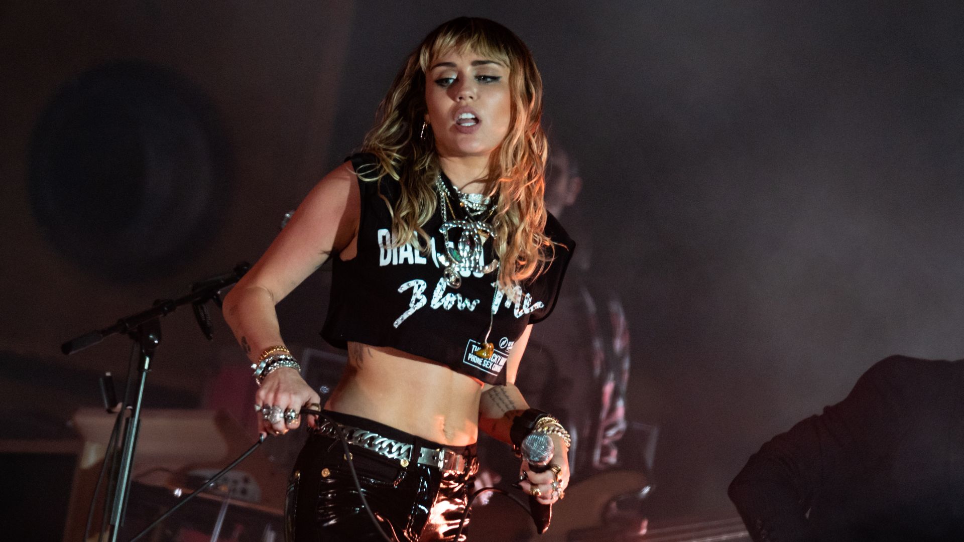 File:Miley Cyrus Primavera19 -236 (48986303017).jpg
