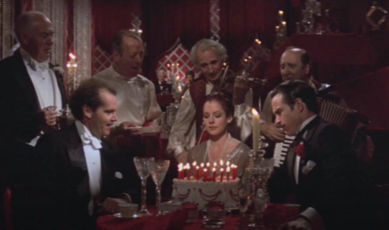 Screenshot from movie The Fortune (1975)