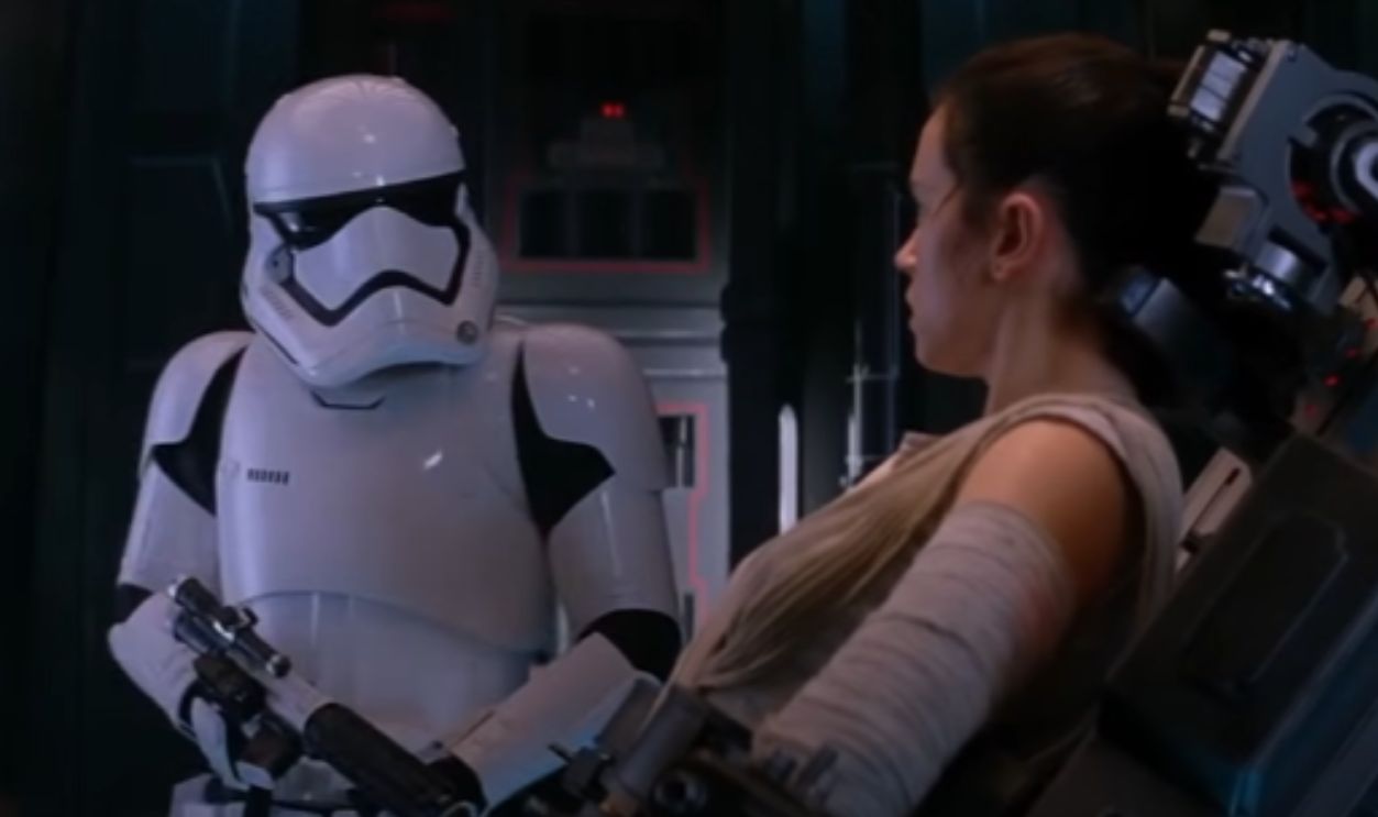 Screenshot from Star Wars: The Force Awakens (2015)