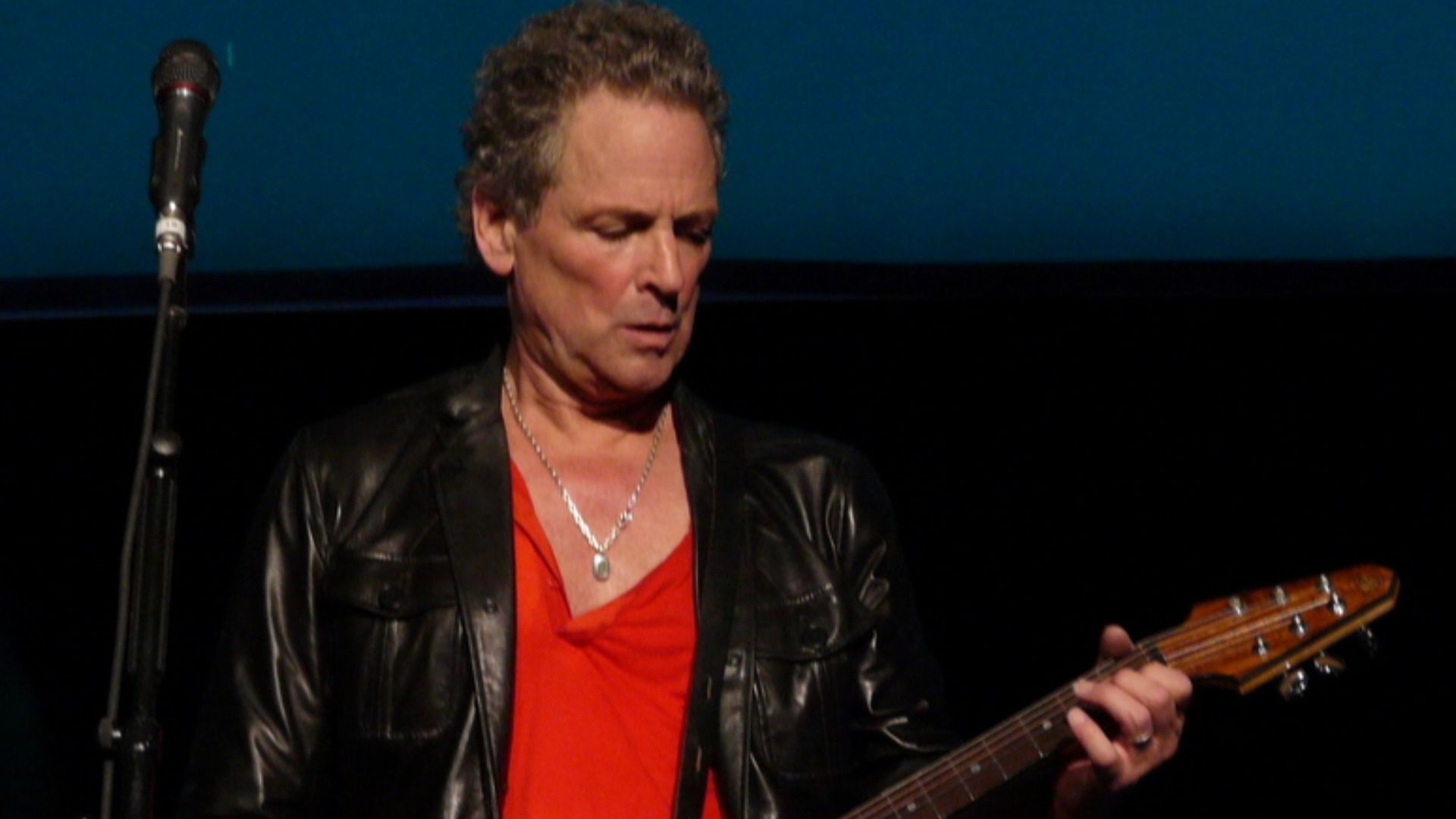 File:LindseyBuckingham.JPG