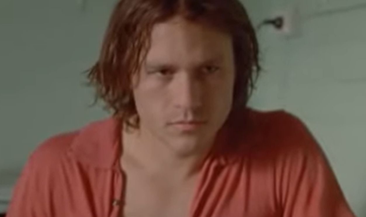 Screenshot from Candy (2006)