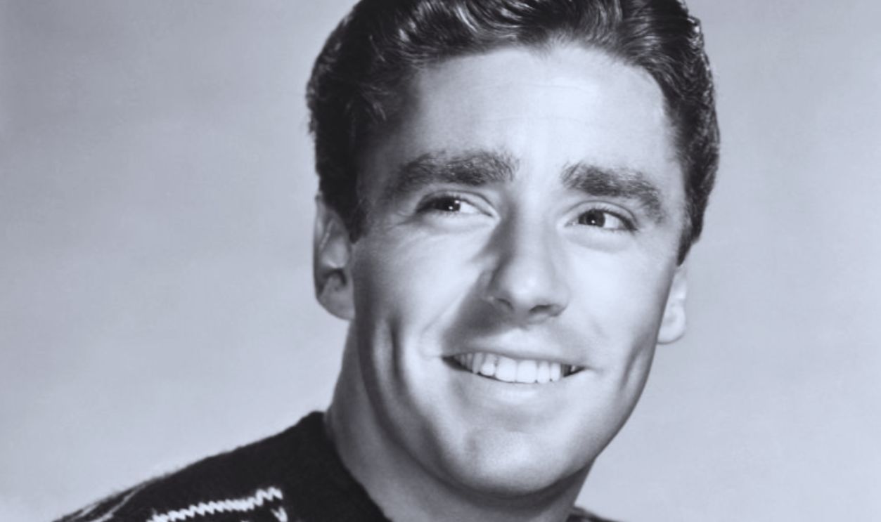 Gettyimages - 1435813682, Peter Lawford Peter Lawford MGM Studio publicity portrait of the English born star circa 1946.