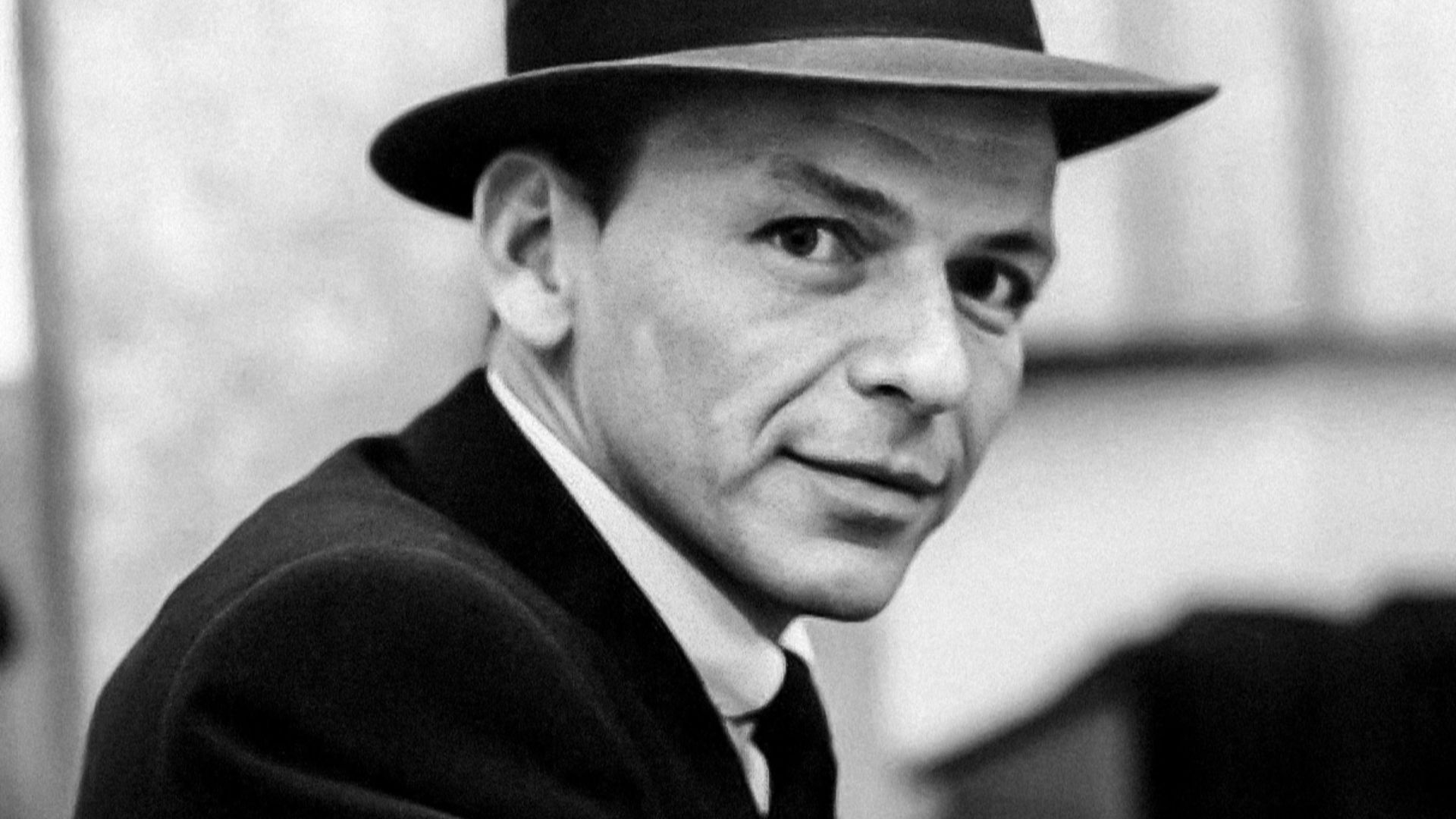 File:Frank Sinatra (1957 studio portrait close-up).jpg