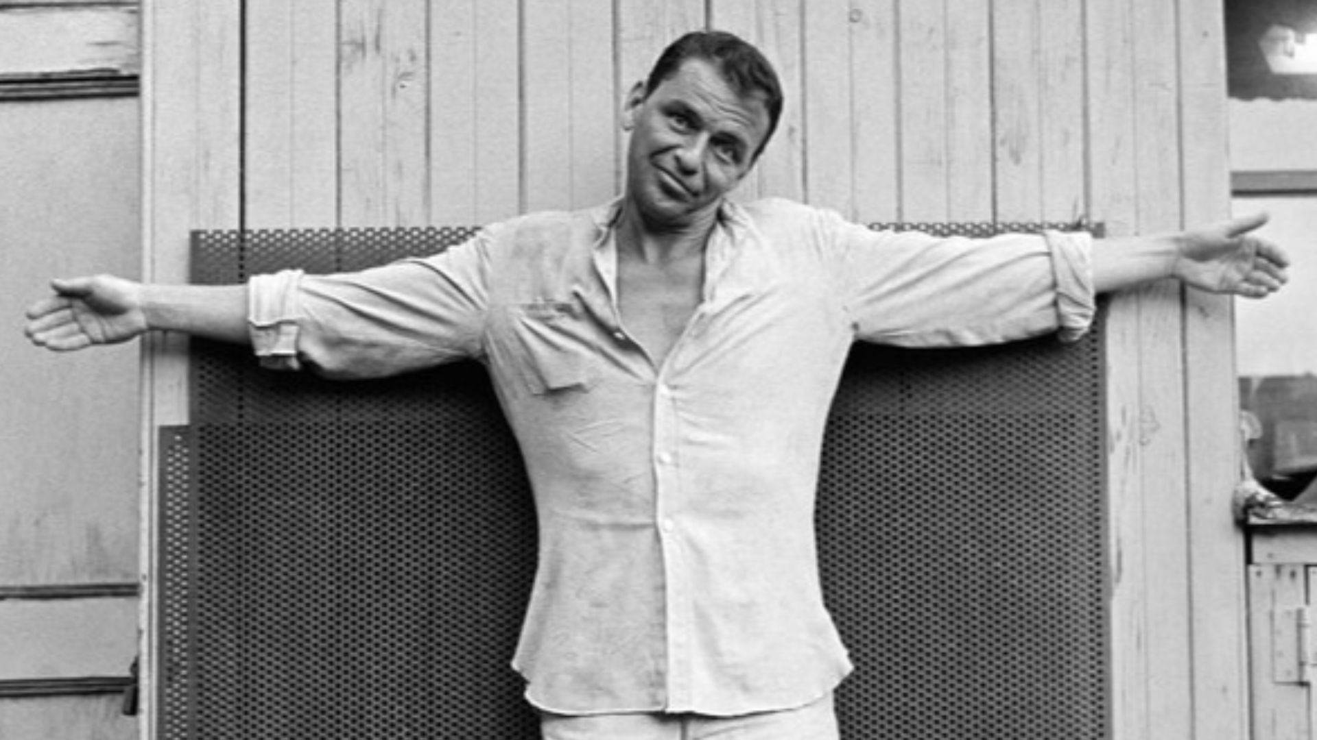 File:Frank Sinatra - Philippe Halsman.jpg