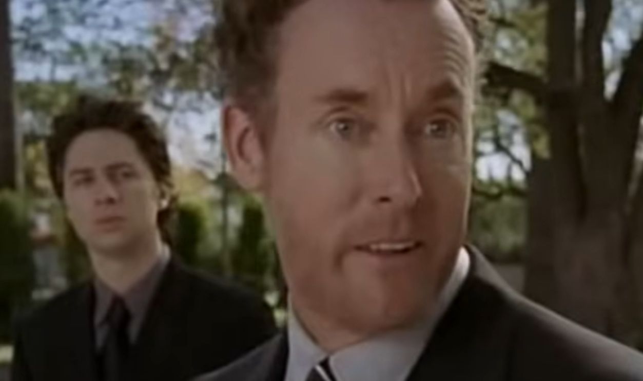Screenshot from Scrubs (2004)