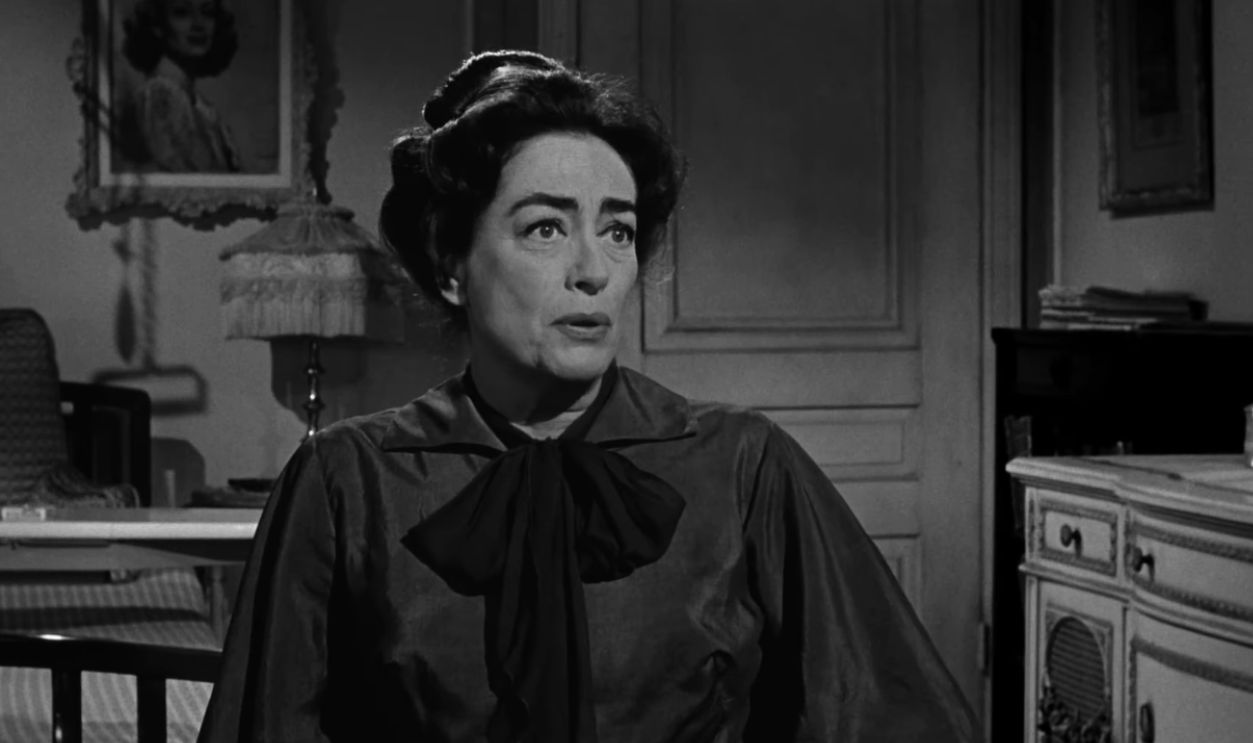 Screenshot from What Ever Happened to Baby Jane? (1962)
