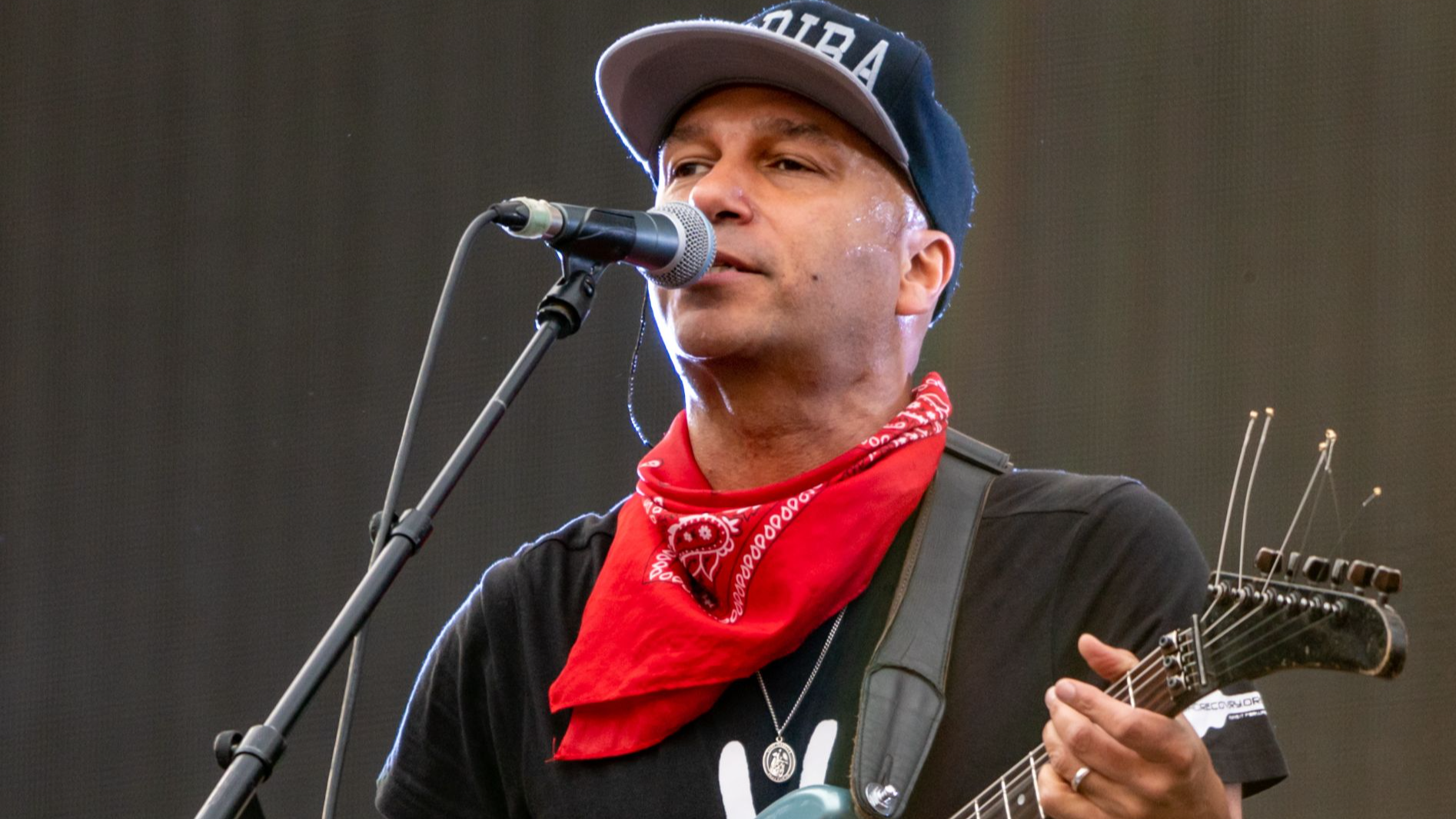 File:Tom Morello - MuseBristol 050619-17 (48035846733).jpg