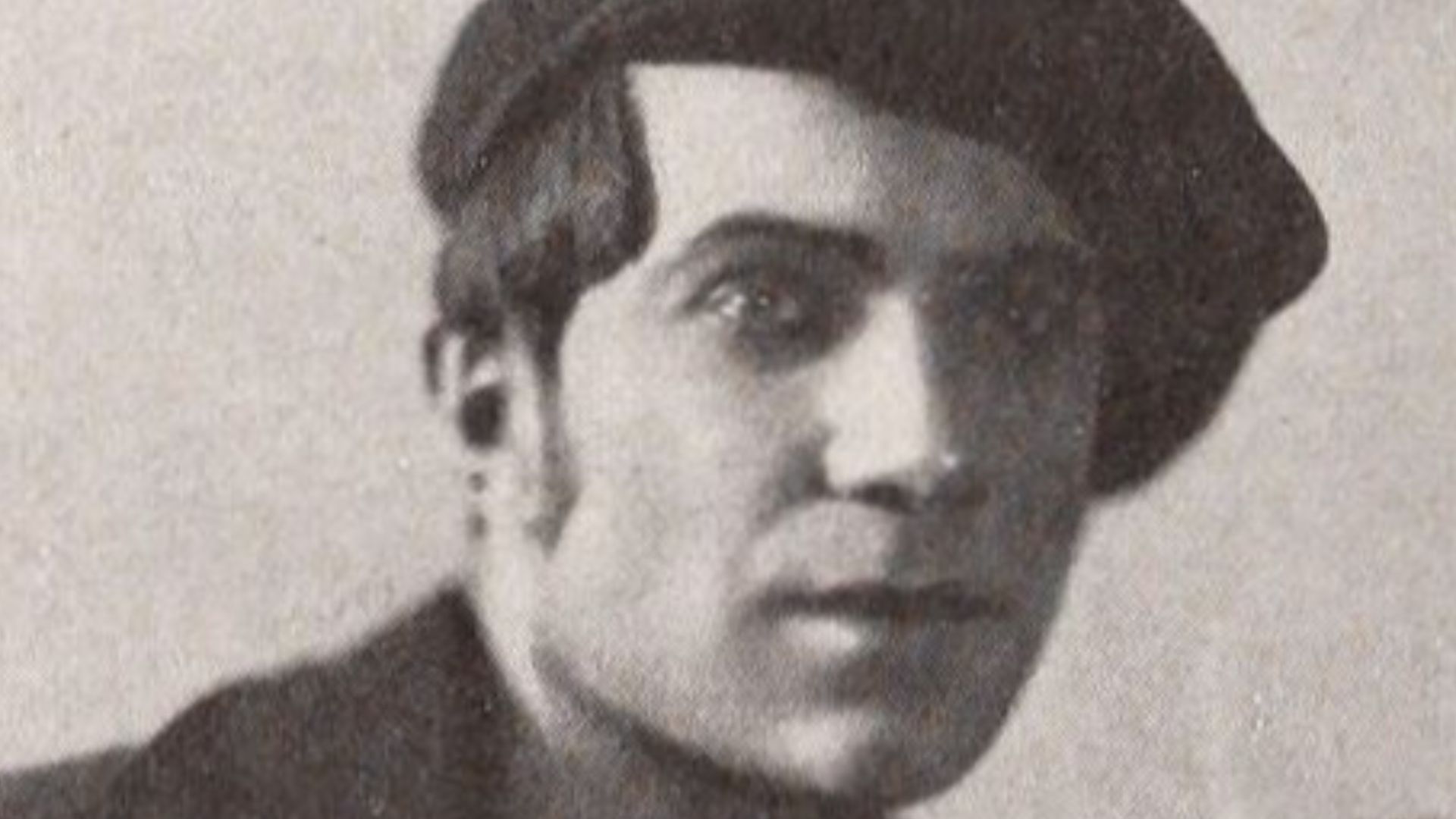File:Bela Lugosi - Mar 1923 Shadowland.jpg