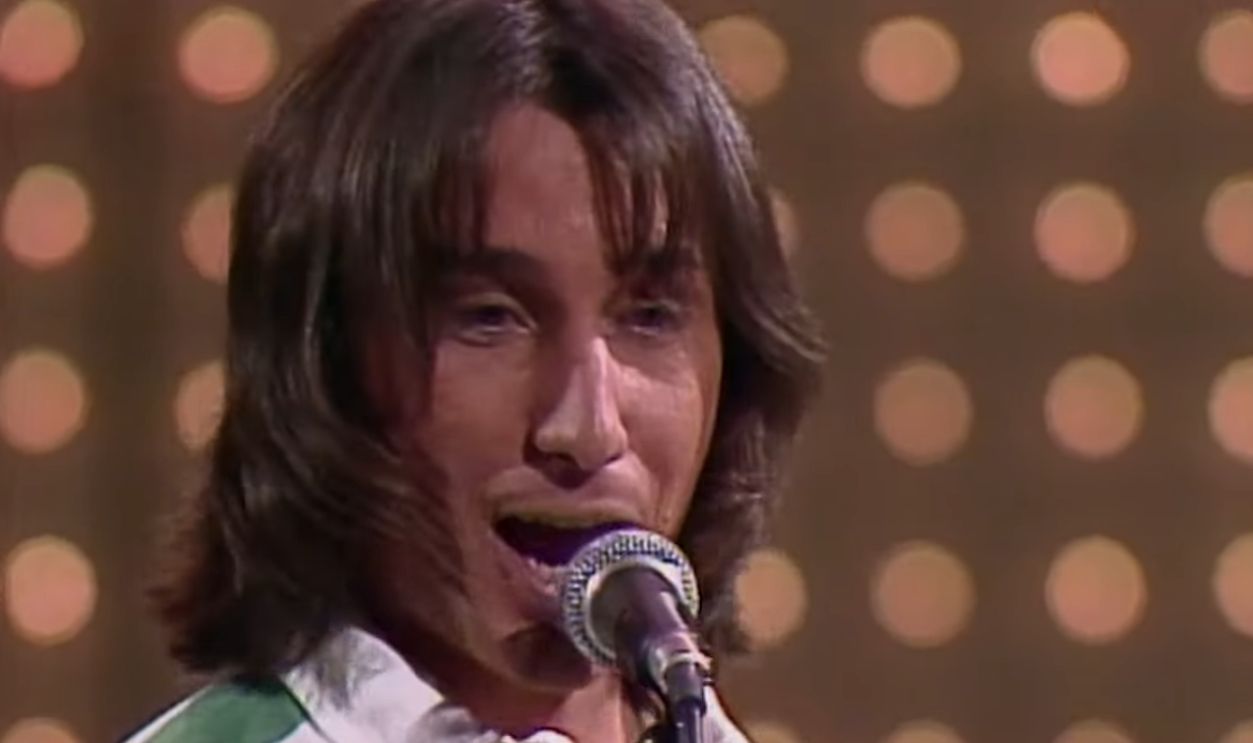 Your Mama Don't Dance