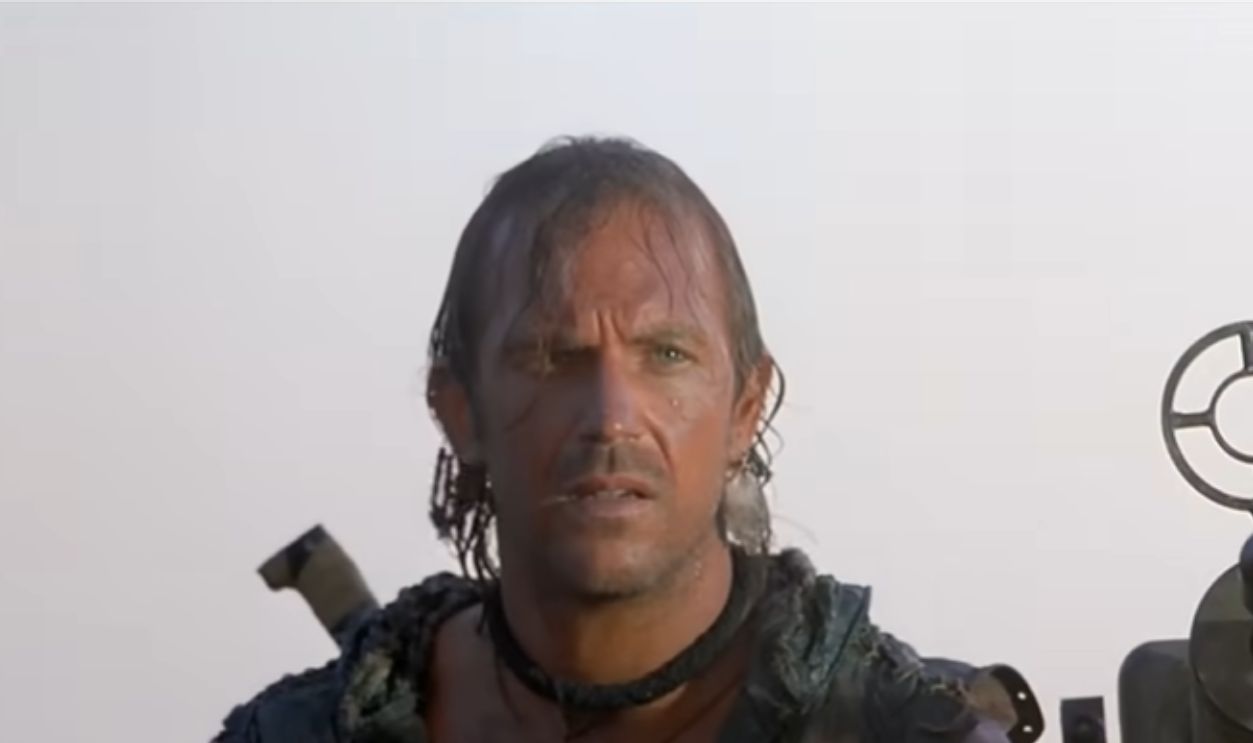 Screenshot from Waterworld (1995)