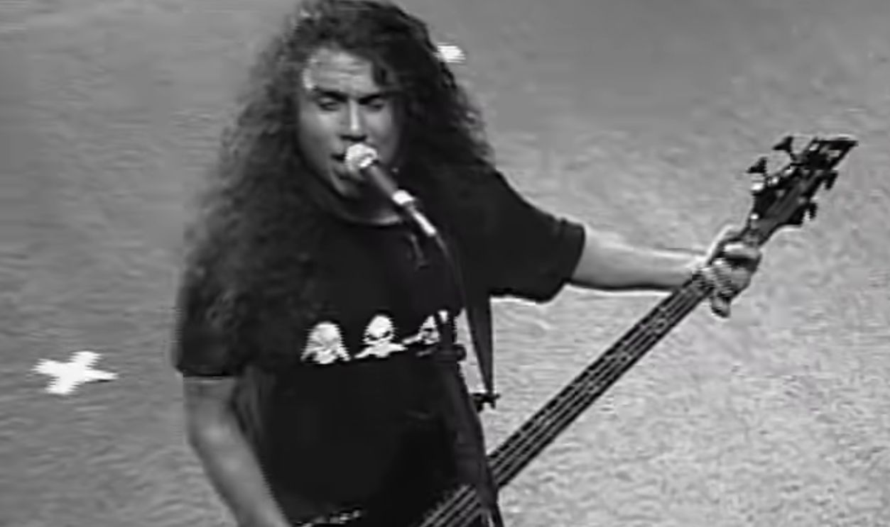 “Angel of Death” – Slayer (1986)